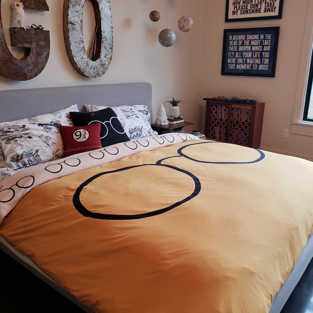 Harry Potter King Duvet, blanket, and throw pillow